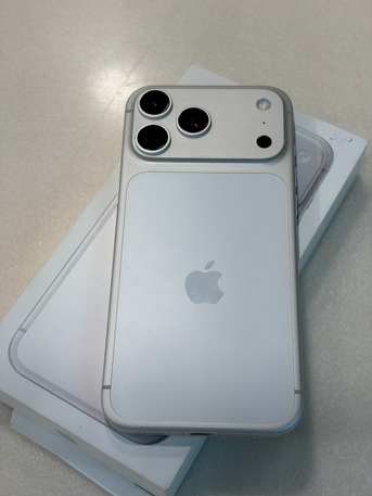 Dammam, Mobile Phones, SAR 5400,  Iphone 17 Pro Max  Sim