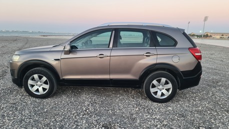 Juffair, Vehicles, Cars & Trucks , BHD 1450,  Chevrolet Captiva,  2014,  Automatic,  175000 KM,    Instalments Option Available