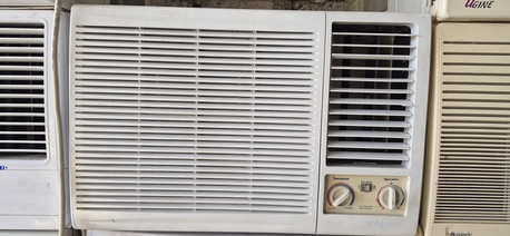 Al Malaz, Air Conditioners, SAR 350,  Window Air Conditions "Exchange Offer