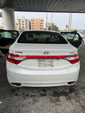 Khobar, Vehicles, Cars & Trucks , SAR 24000,  Hyundai Azera,  2012,  Automatic,  398500 KM,  Hundai Azera