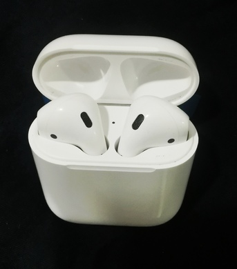 Dammam, Electronics, SAR 140,  Original Apple AirPods 2nd Gen (Left Side Mic Issue Only) + Free Silicone Case & Cable