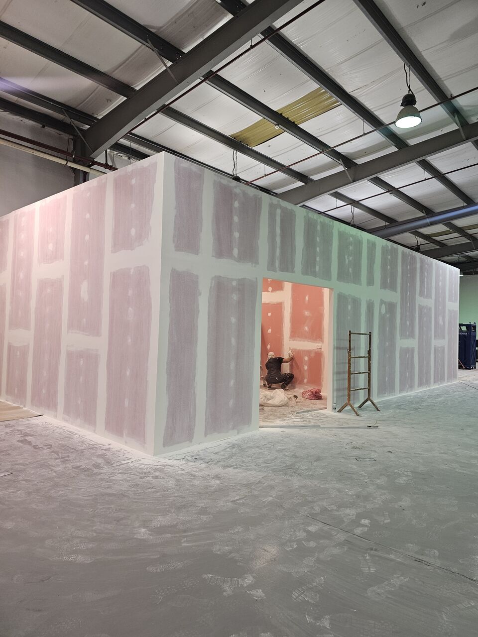 Dammam, Construction, Interior And Exterior Painting Of Buildings