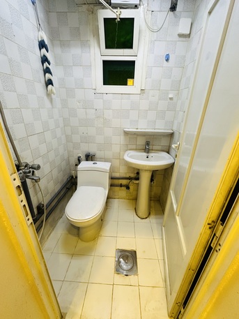 Al Jubail Al Balad, Rooms for Rent, SAR 1050/month,  Furnished,  Single Room Available With Separate Entrance Including WiFi, Water