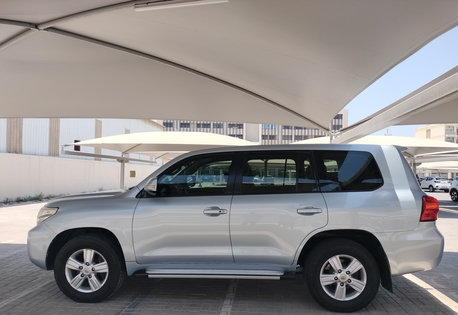 Manama, Vehicles, Cars & Trucks , Toyota Land Cruiser,  2014,  Automatic,  189000 KM,    V6.