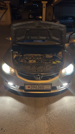 Hidd, Vehicles, Cars & Trucks , BHD 1900,  Honda Civic,  2009,  Automatic,  221010 KM,  Buy&Drive Reborn (Full Option  )