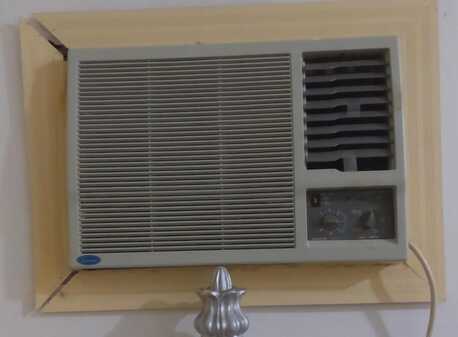 Makkah, Air Conditioners, Carrier 1.5 Ton Ac  In Good Working Condition
