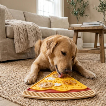 Toronto, Pet Supplies, CAD 19,  Herby Pizza&trade; Lick Mat