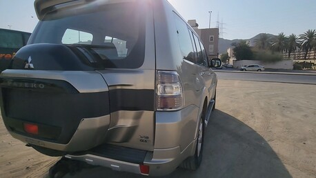 Jeddah, Vehicles, Cars & Trucks , SAR 58000,  Mitsubishi Pajero,  2017,  Automatic,  105000 KM,  Pajero  Excellent Condition Rabigh City
