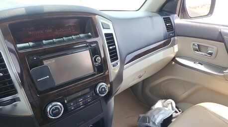 Jeddah, Vehicles, Cars & Trucks , SAR 58000,  Mitsubishi Pajero,  2017,  Automatic,  105000 KM,  Pajero  Excellent Condition Rabigh City