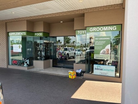 New York, Printing, Professional Storefront Window Graphics For Businesses In Panama City Beach