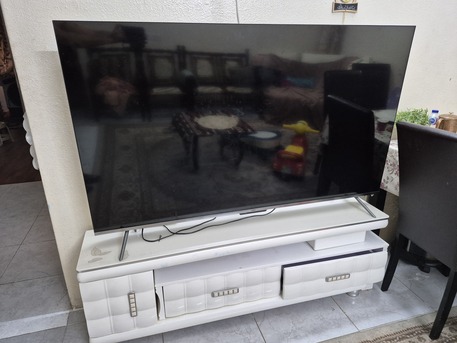 Al Wizarat, Electronics, SAR 2100,  Sale 65 Inch Haier LED Smart TV & Modern TV Stand & LG Sound System 5.1 Music Channel