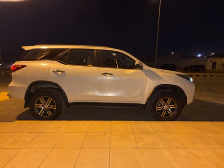 Riyadh, Vehicles, Cars & Trucks , SAR 99000,  Toyota Fortuner,  2024,  Automatic,  50700 KM,