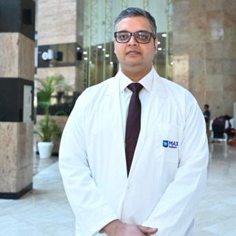 Lucknow, Health, Best Sports Injury Doctor In Lucknow | Expert Orthopedic & Arthroscopy Care