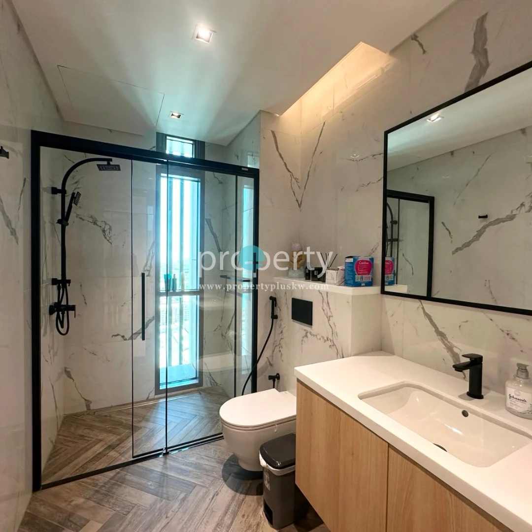 Kuwait City, Apartments, Flats, Houses & Villas, KWD 1800/month,  Furnished,  3 BR,  New Modern Furnished 3 Bedroom Apartment In Kuwait City