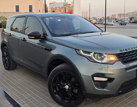 Riyadh, Vehicles, Cars & Trucks , SAR 43000,  Land Rover Discovery,  2015,  175000 KM,   Full Options