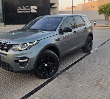Riyadh, Vehicles, Cars & Trucks , SAR 43000,  Land Rover Discovery,  2015,  175000 KM,   Full Options