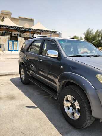 Riyadh, Vehicles, Cars & Trucks , SAR 43000,  2010,  2010,  Automatic,  660000 KM,  Toyota Fortune Model   4*4 660
