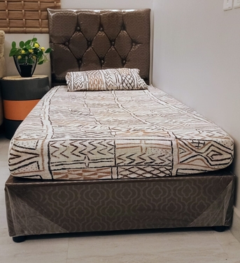 Dhahrat Laban, Furniture, SAR 200,  Sofa Set And Single Bed