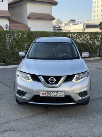 Manama, Vehicles, Cars & Trucks , BHD 2950,  Nissan X-Trail,  2015,  Automatic,  112896 KM,    Mid Option In Excellent Condition