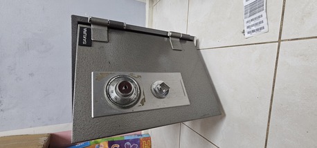 Mahooz, Household Items, Urgent Sale,leaving Bahrain(very Low Price)