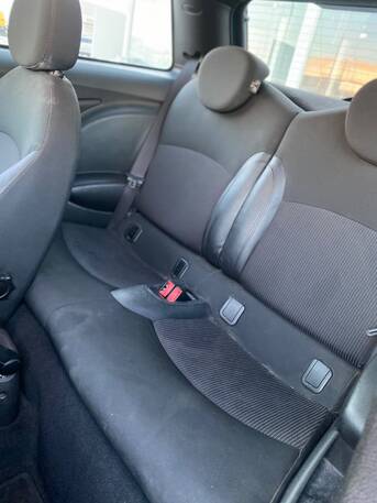 Manama, Vehicles, Cars & Trucks , BHD 2200,  Austin Mini Cooper,  2013,  Automatic,  136000 KM,  Mini Cooper R-56  (Blue)