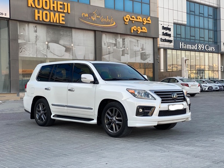 Manama, Vehicles, Cars & Trucks , BHD 13900,  Lexus LX 570,  2014,  Automatic,  172400 KM,  Lexus LX-570  (White)