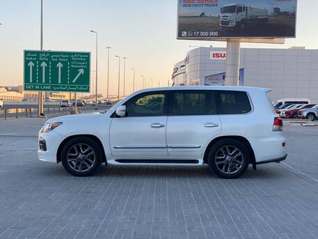 Manama, Vehicles, Cars & Trucks , BHD 13900,  Lexus LX 570,  2014,  Automatic,  172400 KM,  Lexus LX-570  (White)