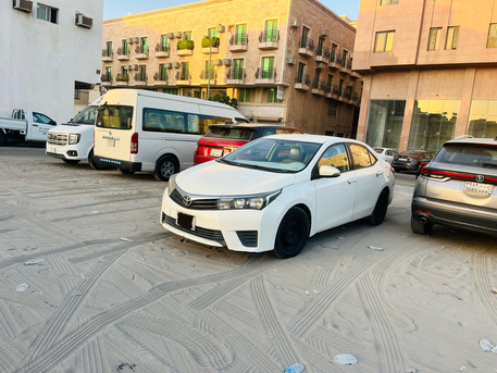 Dammam, Items Wanted, 2014 Corolla For Sale