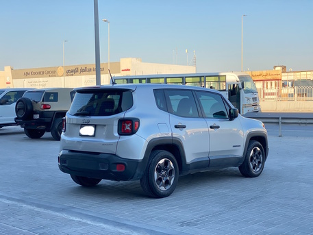 Manama, Vehicles, Cars & Trucks , BHD 2450,  Jeep Renegade,  2016,  Automatic,  217200 KM,   Sport  (Silver)