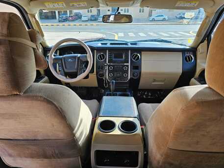 Riyadh, Vehicles, Cars & Trucks , SAR 55000,  Ford Expedition 2016 (2WD),  2016,  Automatic,  320000 KM,  Ford Expedition  (2WD)