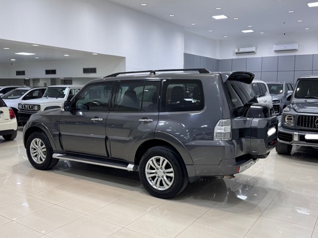 Manama, Vehicles, Cars & Trucks , BHD 5500,  Mitsubishi Pajero,  2016,  Automatic,  61400 KM,  Jeep Renegade Sport  (Silver)