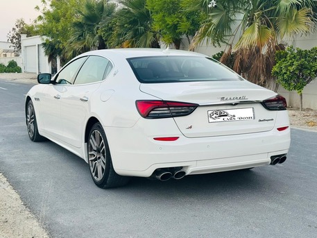 Manama, Vehicles, Cars & Trucks , BHD 5600,  Maserati Quattroporte,  2014,  83000 KM,  Low Mileage - Full Option - Luxury