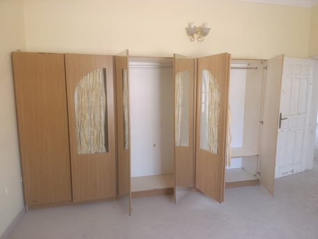 East Riffa, Furniture, BHD 35,  For Sale Six-door Wardrobe American Brand  BD 35/= 36002300