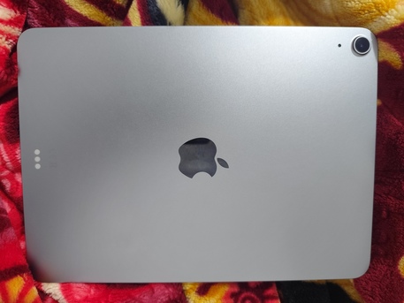 Jeddah, Mobile Phones, SAR 2800,  IPad Air 11-inch (M4) 256 Gb