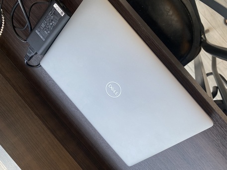 Olaya, Computers, SAR 850,  Core I5-10th Generation With Original Charger And Win 11
