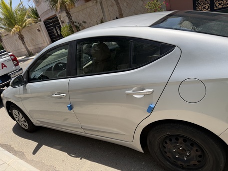 Jeddah, Vehicles, Cars & Trucks , SAR 35000,  Hyundai Elantra,  2018,  Automatic,  181000 KM,  Selling   Price 35 K Slightly Negotiable-0557701499