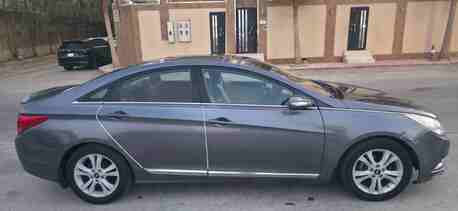 Al Wizarat, Vehicles, Cars & Trucks , SAR 22000,  Hyundai Sonata,  2013,  Automatic,  375000 KM,  SAR 22,000 For Sale:  ( Model), 375,000 KM