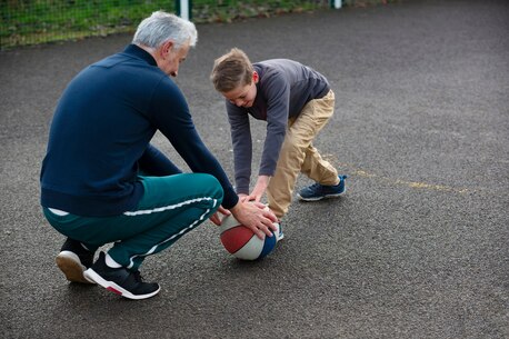 Manchester, Medical, Experienced Knee Surgeon For Personalised Knee Care