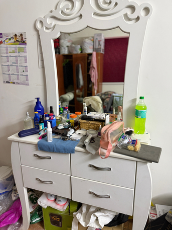 Al Murabba, Furniture, SAR 150,  2 Dressing Table In Good Condition