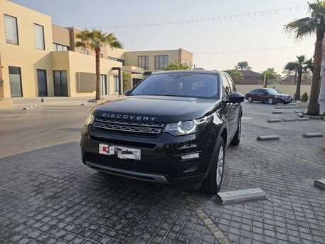 Saar, Vehicles, Cars & Trucks , BHD 3900,  Land Rover Discovery,  2017,  Automatic,  189000 KM,