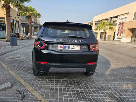 Saar, Vehicles, Cars & Trucks , BHD 3900,  Land Rover Discovery,  2017,  Automatic,  189000 KM,