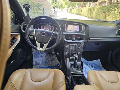 Saar, Vehicles, Cars & Trucks , BHD 4400,  Volvo,  2019,  Automatic,  60000 KM,   C40