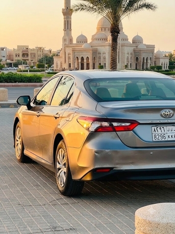 Riyadh, Vehicles, Cars & Trucks , SAR 83000,  Toyota Camry LE Hybrid,  2024,  Automatic,  117566 KM,