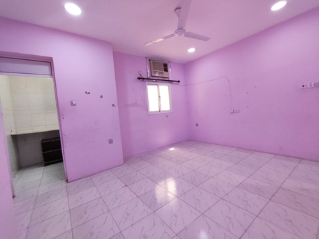 Manama, Apartments, Flats, Houses & Villas, BHD 175/year,  1 BR,  Um Al Hassam:- Rooftop 1Bhk Flat On Rent With Ewa & Acs..