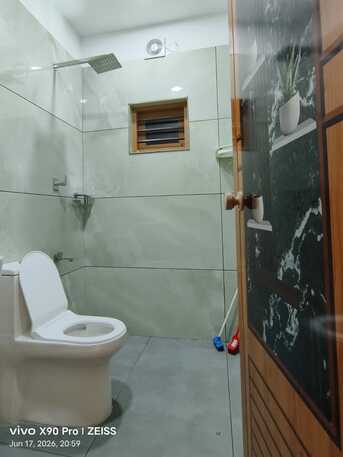 Kochi, Bedspace For Rent, INR 3000/month,  Payinguest As A Home Stay For Collage Going Girls Students