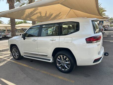 Jeddah, Vehicles, Cars & Trucks , SAR 290000,  LAND CRUISER GXR4 DIESEL 2025,  2025,  Automatic,  21000 KM,