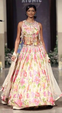 New York, Clothing & Accessories, USD 400,  Buy Designer Corset Lehengas Online In USA | Basanti Kapde Aur Koffee