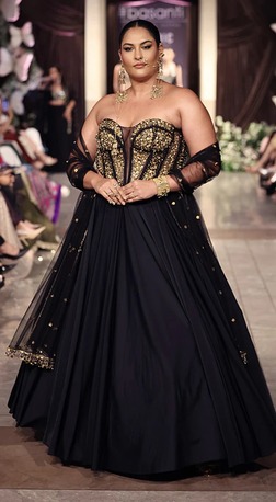 New York, Clothing & Accessories, USD 400,  Buy Designer Corset Lehengas Online In USA | Basanti Kapde Aur Koffee