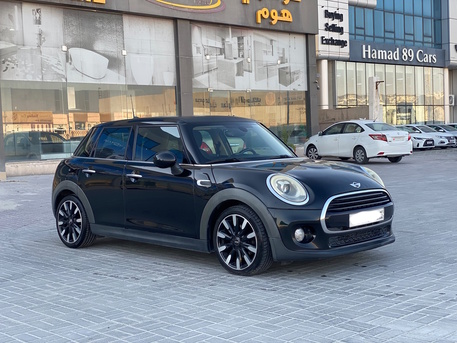 Manama, Vehicles, Cars & Trucks , BHD 4400,  Mini Cooper,  2018,  Automatic,  124100 KM,    (Black)