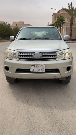Riyadh, Vehicles, Cars & Trucks , SAR 30000,  Toyota Fortuner,  2011,  Automatic,  400000 KM,